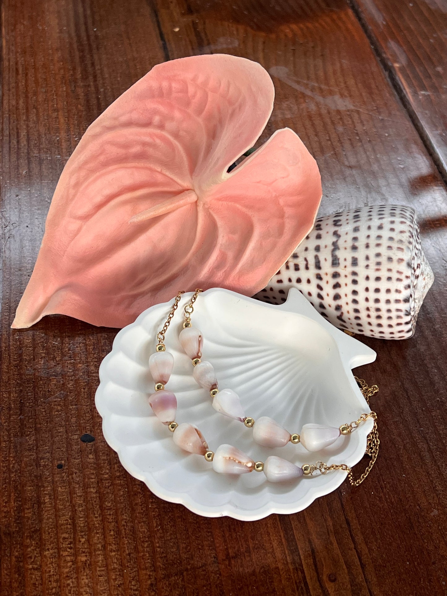 Mini Cone Choker & Cone Shell Lei Necklace